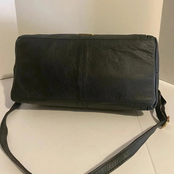 T Tahari black leather satchel handbag - Picture 7 of 15